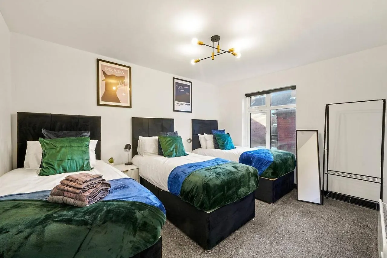 30 Percent Off! Beautiful And Stylish Yorkshire Apartment-Sleeps 5 Castleford